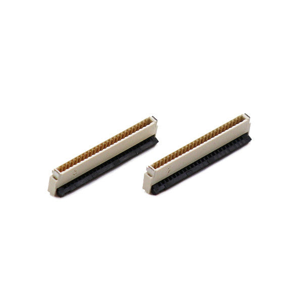 接触の下で0.5 MmはロックSMTのタイプ1.0mmの高さの下でFPCのコネクター4 Pinを投げる